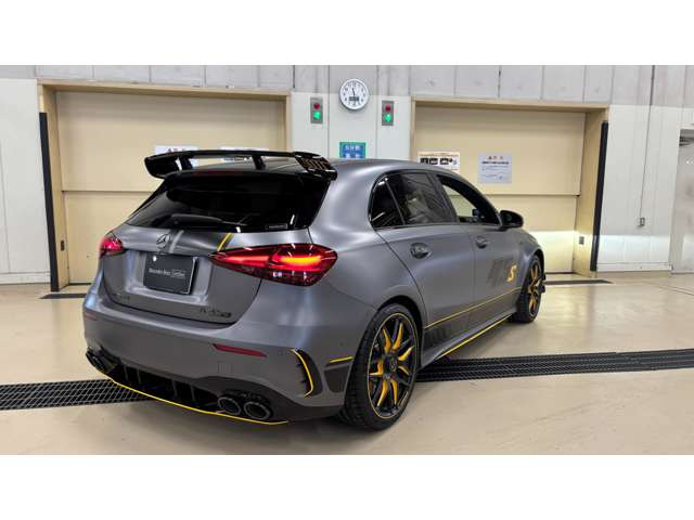 フュージョンアーツ A W177 4BA-177054M(メルセデス・AMG)のサマータイヤセットの