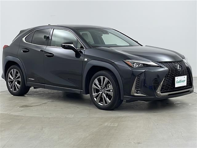 UX 250h Fスポーツ 4WD 本革シート