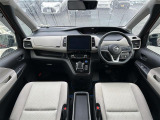 セレナ 1.2 e-POWER ハイウェイスター V 修復歴無し