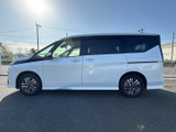 セレナ 1.4 e-POWER ハイウェイスター V 