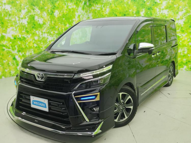 ヴォクシー 2.0 ZS 煌III 4WD 