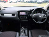アウトランダーPHEV 2.0 G ナビパッケージ 4WD 