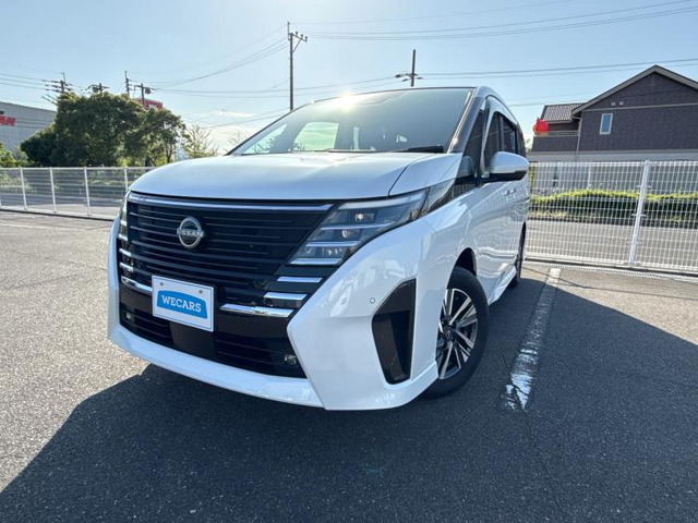 セレナ 1.4 e-POWER ハイウェイスター V 