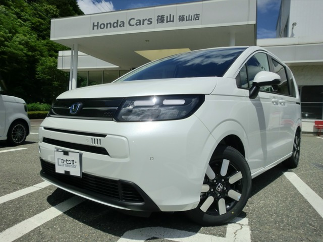 フリード 1.5 e:HEV エアー EX 