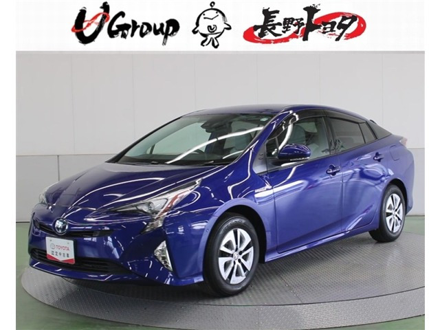 プリウス 1.8 A プレミアム E-Four 4WD 