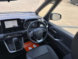 運転席画像です。ゆったりと運転出来ます★