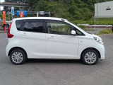 運転席ドア小さいサビございます。右リアドア凹み数か所あります