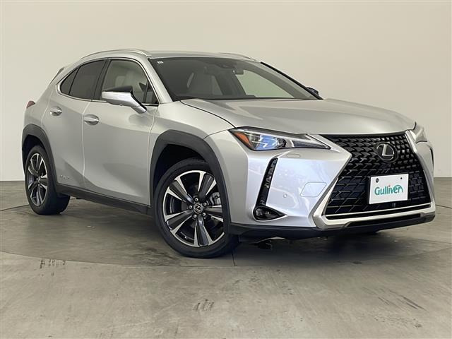 UX 250h バージョンL 本革シート 修復歴無し