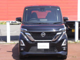 アダプティブLEDヘッド&LEDフォグランプ搭載!明るくクリアな視界を確保して、安全運転を支援します。さらに、4WDなので冬道も安全ですね(^^)!