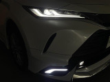 【LEDヘッドライト/LEDフォグランプ】悪天候や夜間の走行も視界良好で安心してお乗りいただけます。