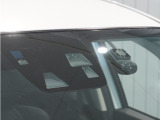 運転する人も、そうでない人も、家族みんなが安心して、自由にお出かけできる生活をサポートする先進機能。