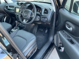 ジープ正規ディーラーが提供する認定中古車には万一のトラブルや不意のアクシデントでも安心頂けるロードアシスタンスサービスが付帯されます!