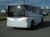 セレナ 2.0 XV チェアキャブ リフタータイプ