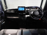 N-BOXカスタム L ターボ 4WD 
