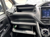 ヴォクシー 2.0 ZS 煌II 修復歴無し