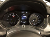 見やすいメーター周り!!カラーディスプレイには運転をサポートするさまざまな情報が表示されます(^^♪