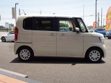 小回りが利くので狭い駐車場や道も快適☆