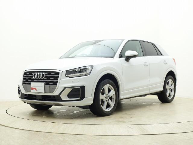 Q2 1.0 TFSI スポーツ 
