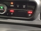フロント両席にはシートヒーターが付いています!寒い日に便利な装備ですね。