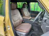 運転席シート廻りは使用感も少なく、良好な状態となっています。丁寧に使われていたことがよくわかりますね。