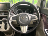 【純正革巻きステアリング】上質な革を使用することで、手にしっかり馴染みとても運転しやすいハンドルです♪