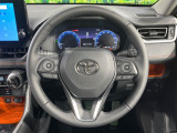 【ステアリングスイッチ】運転中、前方から目線をそらすことなく、オーディオ等の操作が可能な便利機能!安心&快適なドライブを演出してくれます♪