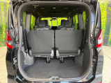 普段のお買い物や通勤、送迎等に十分な荷室スペースを確保しております。セカンドシートを倒すと、大きな荷物の積載も可能です♪