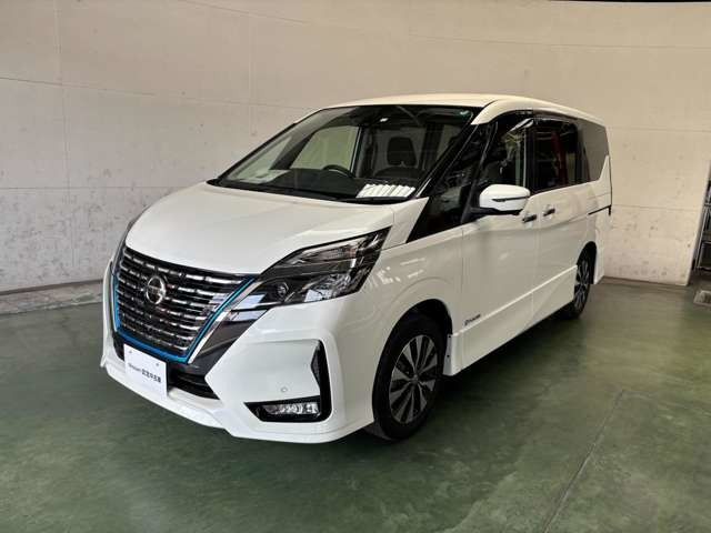 セレナ 1.2 e-POWER ハイウェイスター V 