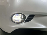 純正のLEDフォグライトになります♪