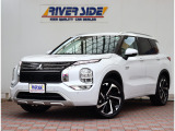三菱 アウトランダー PHEV 2.4 P 4WD  白レザー純正ナビ全方位カメラBOSE
