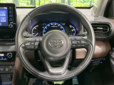 【純正革巻きステアリング】上質な革を使用することで、手にしっかり馴染みとても運転しやすいハンドルです♪