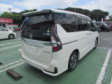 セレナ 1.2 e-POWER ハイウェイスター V 