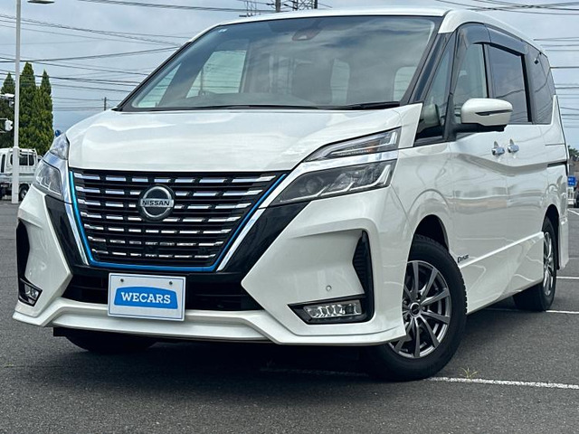 セレナ 1.2 e-POWER ハイウェイスター V 