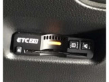 ETC2.0が標準装備です。高速道路の渋滞情報や静止画像提供などをナビとリンクして画面でお知らせします。また、高速道路の一時退出対象インターでは料金据え置きで一時退出もできます