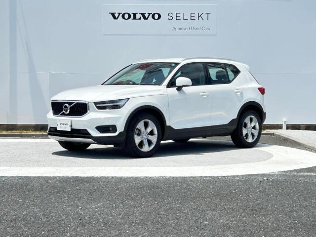 XC40 B4 AWD モメンタム 4WD 