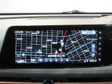 NissanConnectナビゲーション12.3インチの大画面ナビ、機能もたくさん、ぜひ一度触れてみてください スマートフォンのワイヤレス充電やAppIeCarPIayワイヤレス接続にも対応