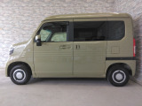 オプションになりますが、ボディーコーティングもご用意しております。新車の輝きに近づき、洗車などのお手入れも楽になりますよ。