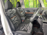 運転席シート廻りは使用感も少なく、良好な状態となっています。丁寧に使われていたことがよくわかりますね。
