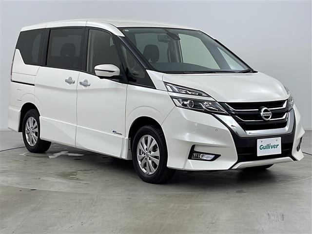 セレナ 2.0 ハイウェイスター Vセレクション 4WD ワンオーナー