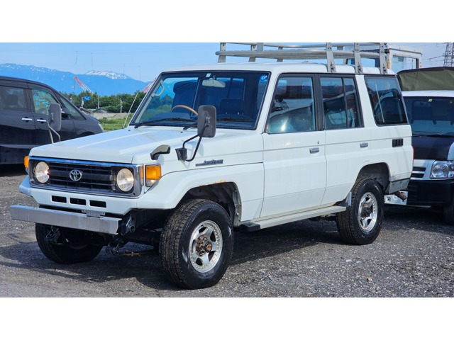 ランドクルーザー704.2 LX ディーゼル 4WD