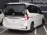 セレナ 1.2 e-POWER ハイウェイスター V 