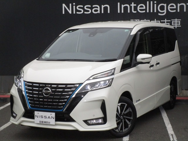 セレナ 1.2 e-POWER ハイウェイスター V 