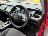 運転席の画像です。