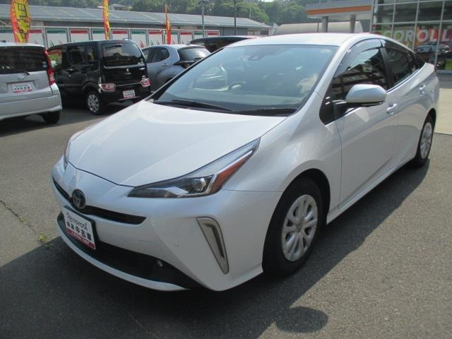 プリウス 1.8 S セーフティ プラスII E-Four 4WD 