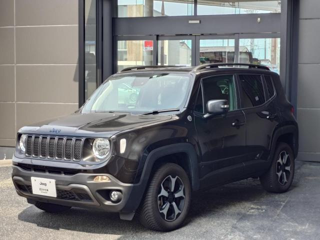 レネゲード トレイルホーク 4xe 4WD 