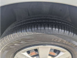 タイヤの目は十分御座います。