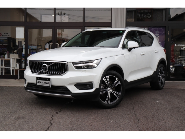 XC40 B4 AWD インスクリプション 4WD 