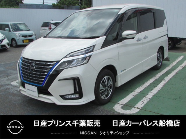 セレナ 1.2 e-POWER ハイウェイスター V 