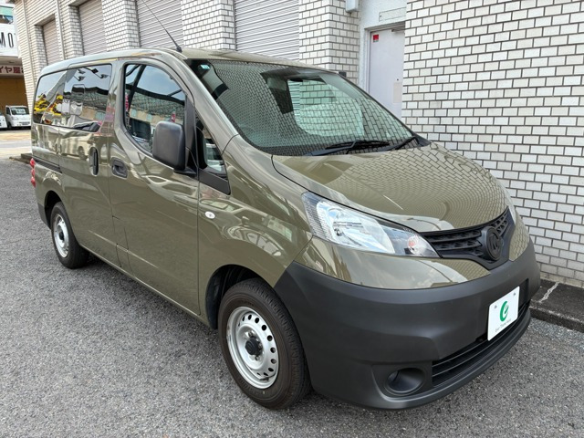 NV200バネット キャンピング 