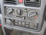 こちらのお車はご来店いただける方のみの販売に限らせていただきます。ご契約手続きは店頭にてお願い致します。